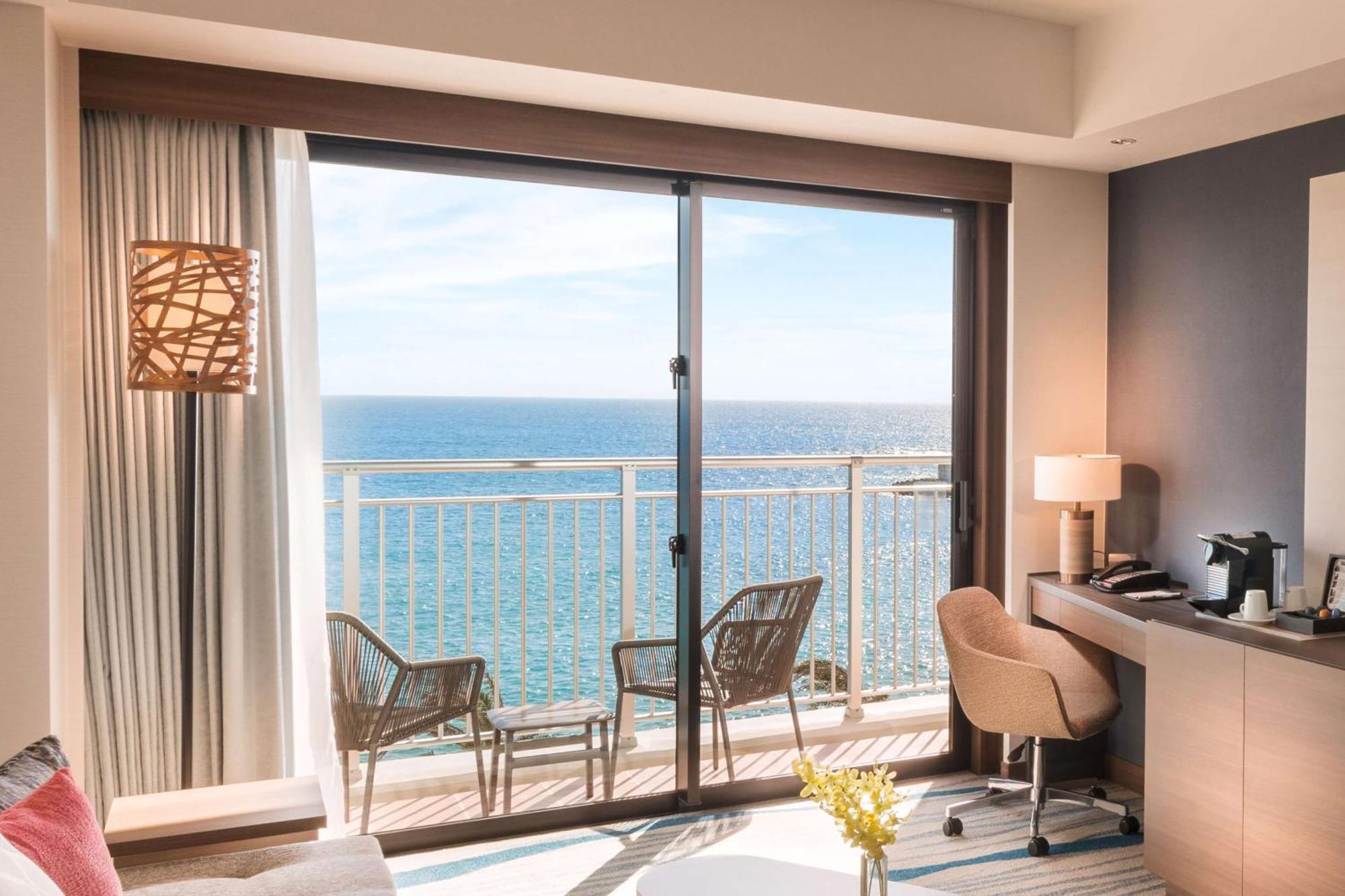 Doubletree By Hilton Okinawa Chatan Resort Eksteriør bilde